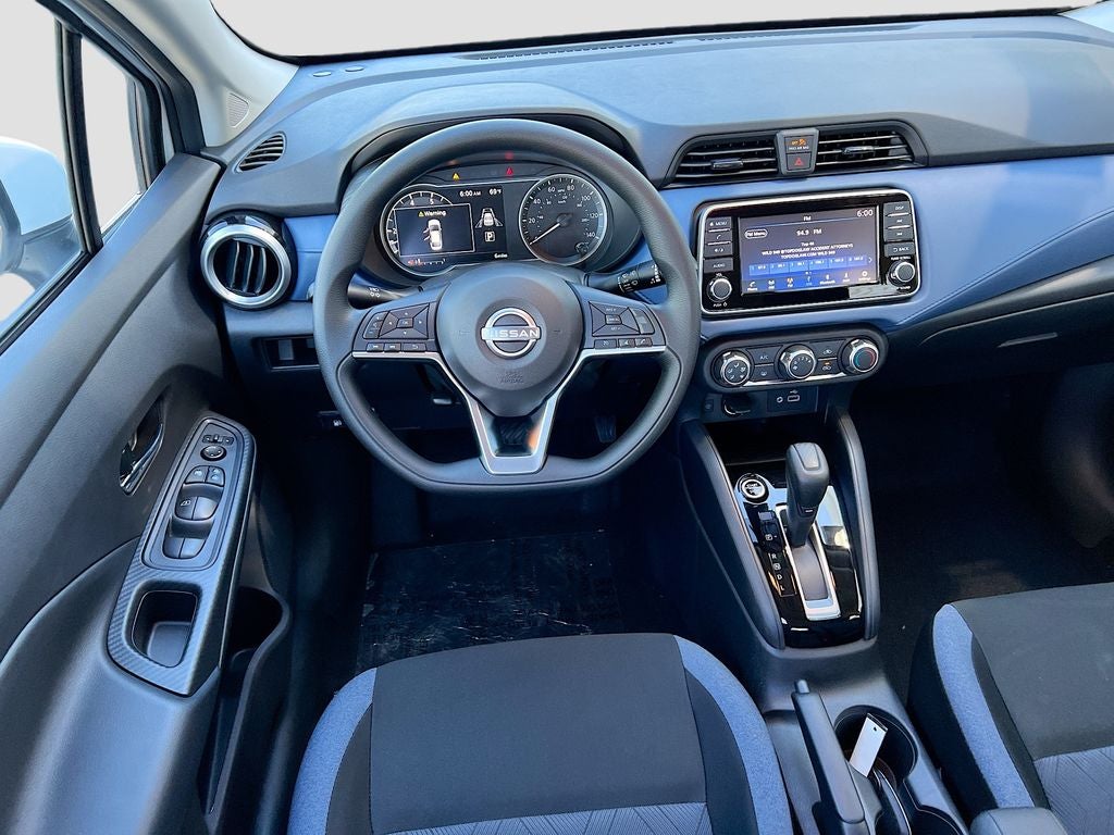 2025 Nissan Versa 1.6 SV