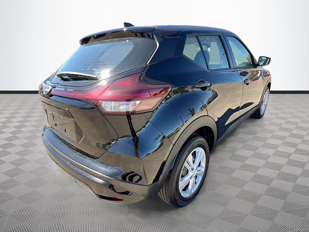 2025 Nissan Kicks Play S