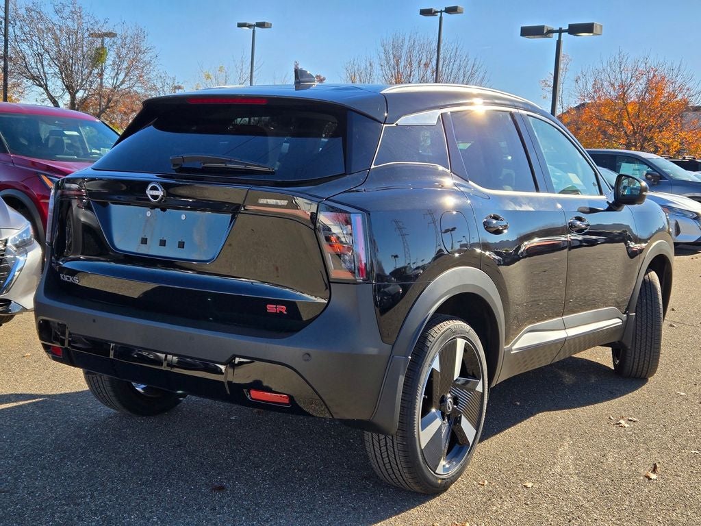 2025 Nissan Kicks SR