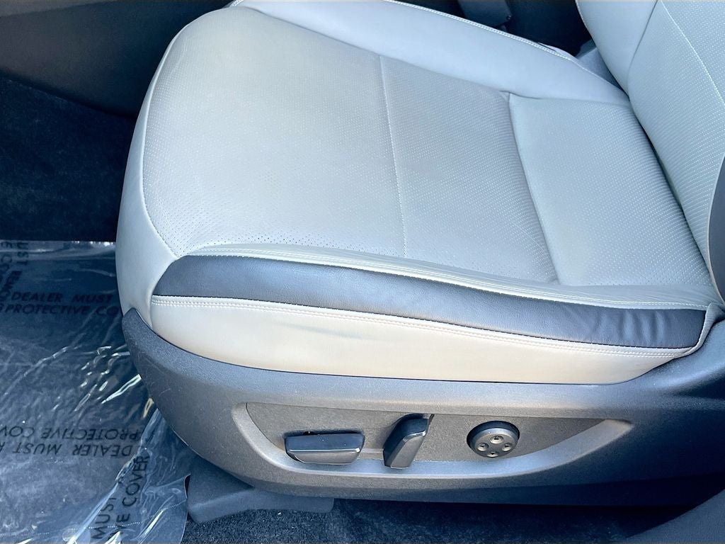 2023 INFINITI QX50 Sensory