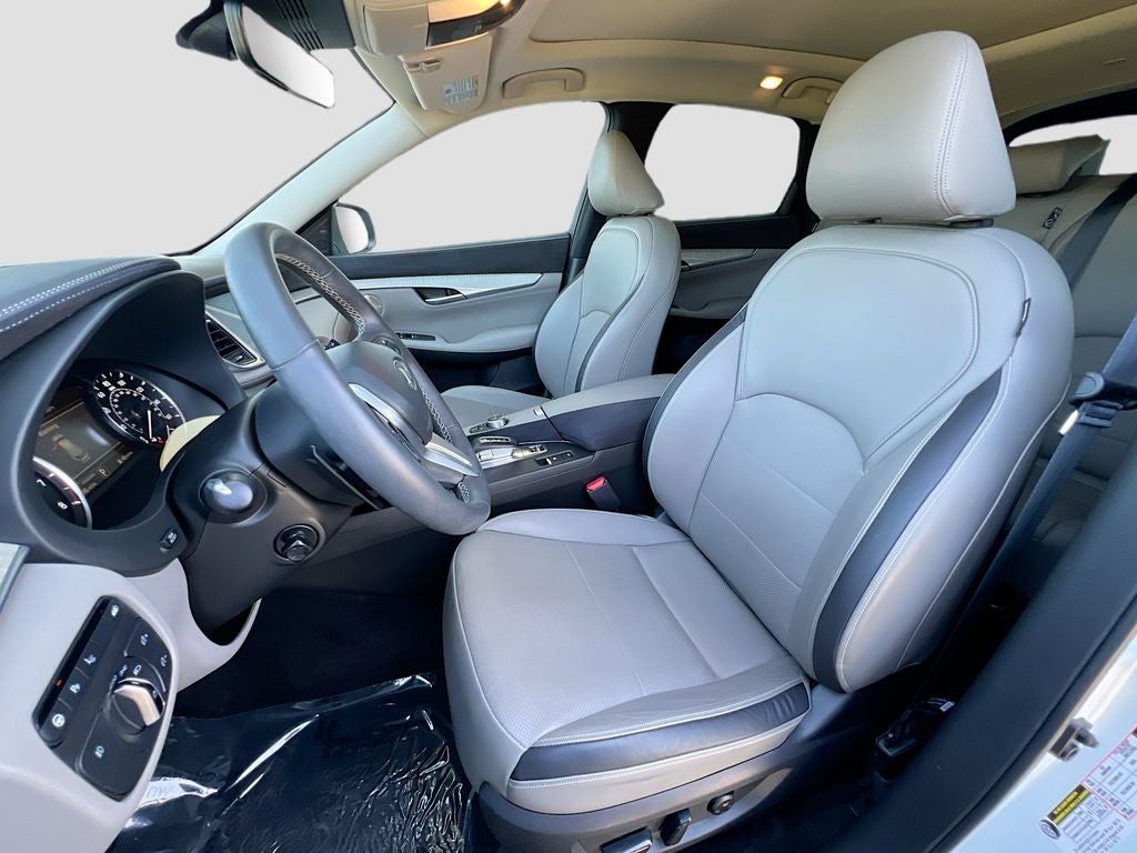 2023 INFINITI QX50 Sensory