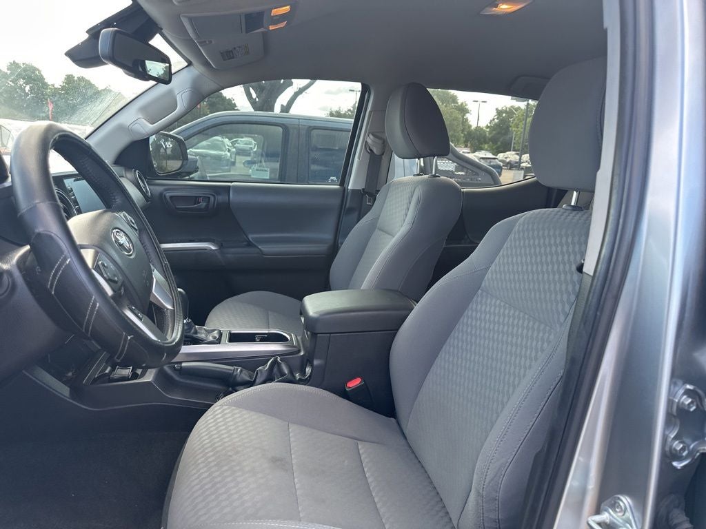 2022 Toyota Tacoma SR5 V6