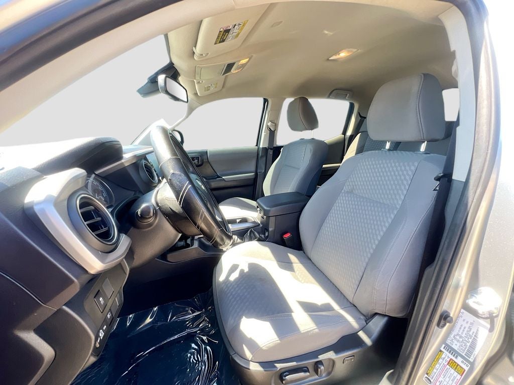 2022 Toyota Tacoma SR5 V6