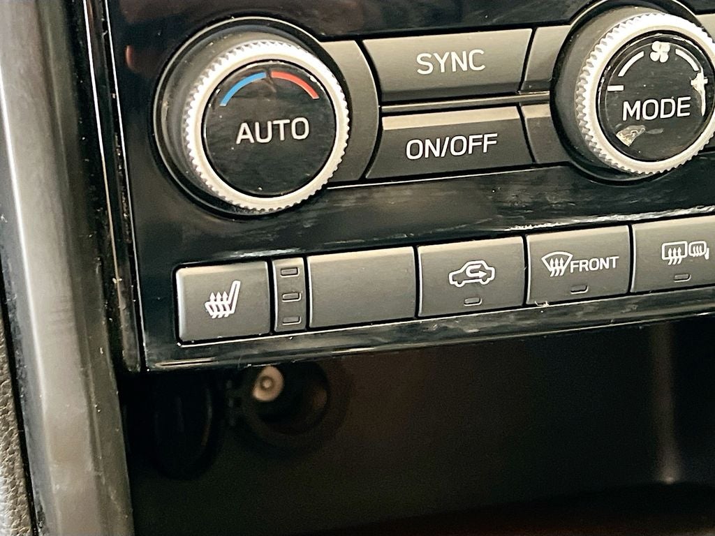 2022 Subaru Ascent Onyx Edition