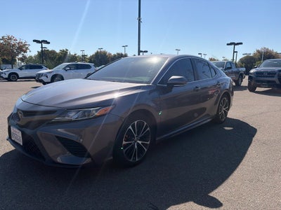 2019 Toyota Camry SE