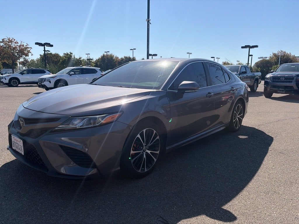 2019 Toyota Camry SE