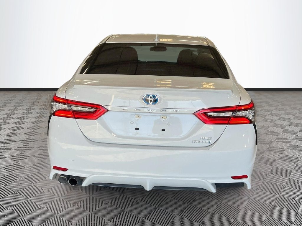 2022 Toyota Camry Hybrid XSE
