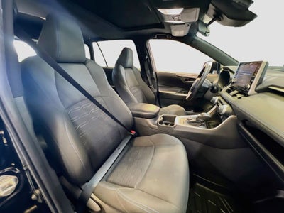 2022 Toyota RAV4 Hybrid SE