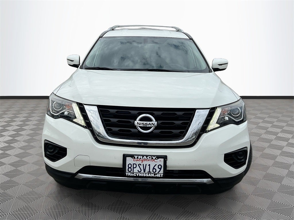 2020 Nissan Pathfinder S