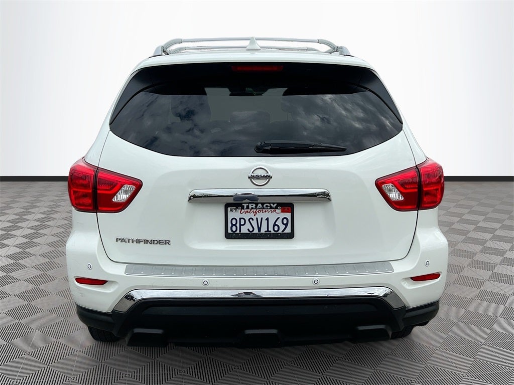 2020 Nissan Pathfinder S