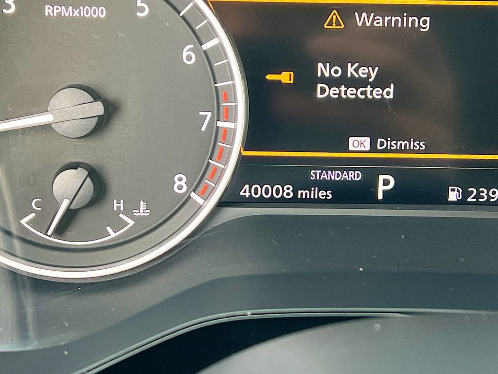 2024 Nissan Pathfinder SV