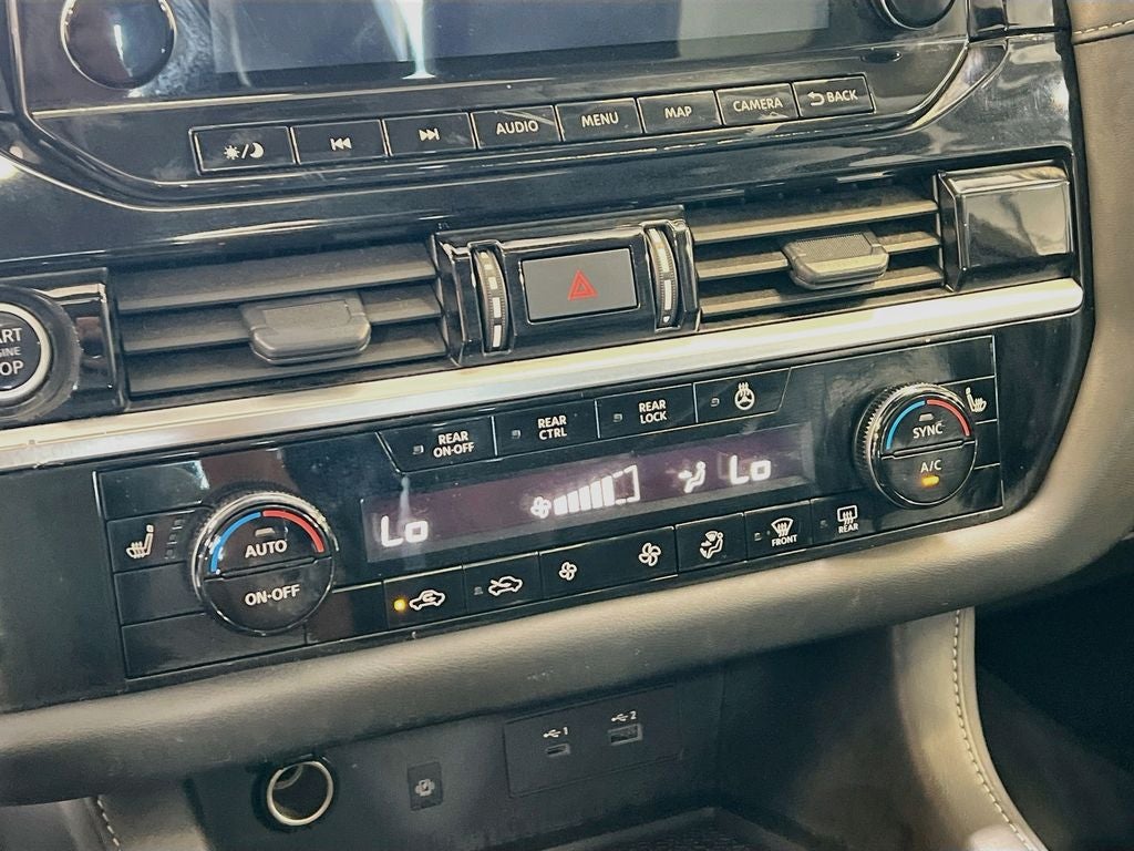 2024 Nissan Pathfinder SL