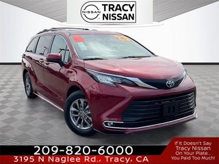 2023 Toyota Sienna XLE 7 Passenger