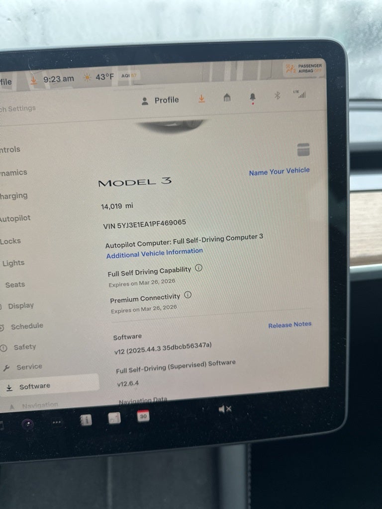 2023 Tesla Model 3 Base