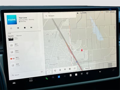 2022 Tesla Model S Base