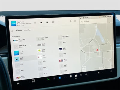 2022 Tesla Model S Base