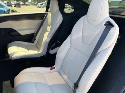 2022 Tesla Model X Base