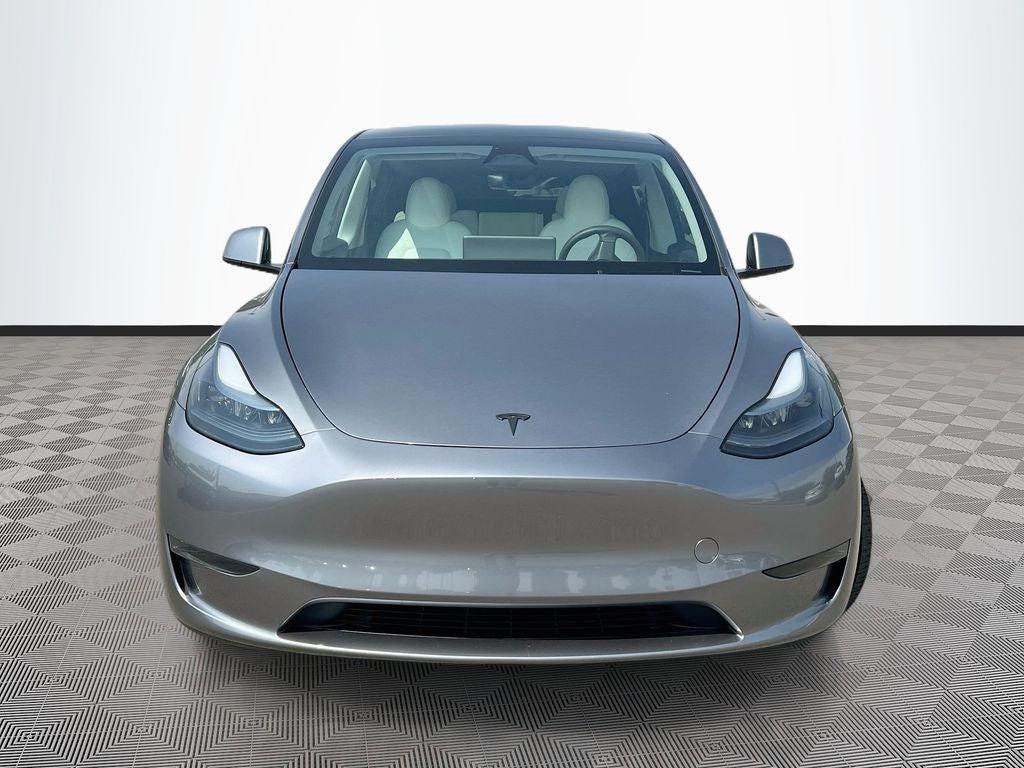 2025 Tesla Model Y Long Range