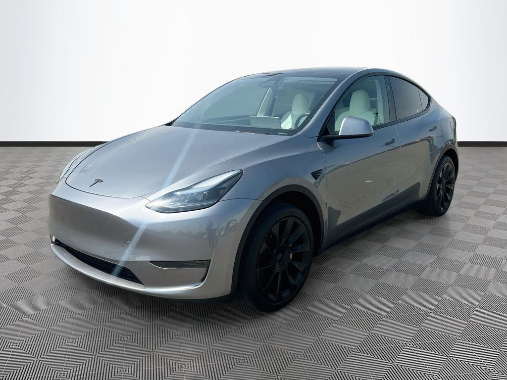 2025 Tesla Model Y Long Range