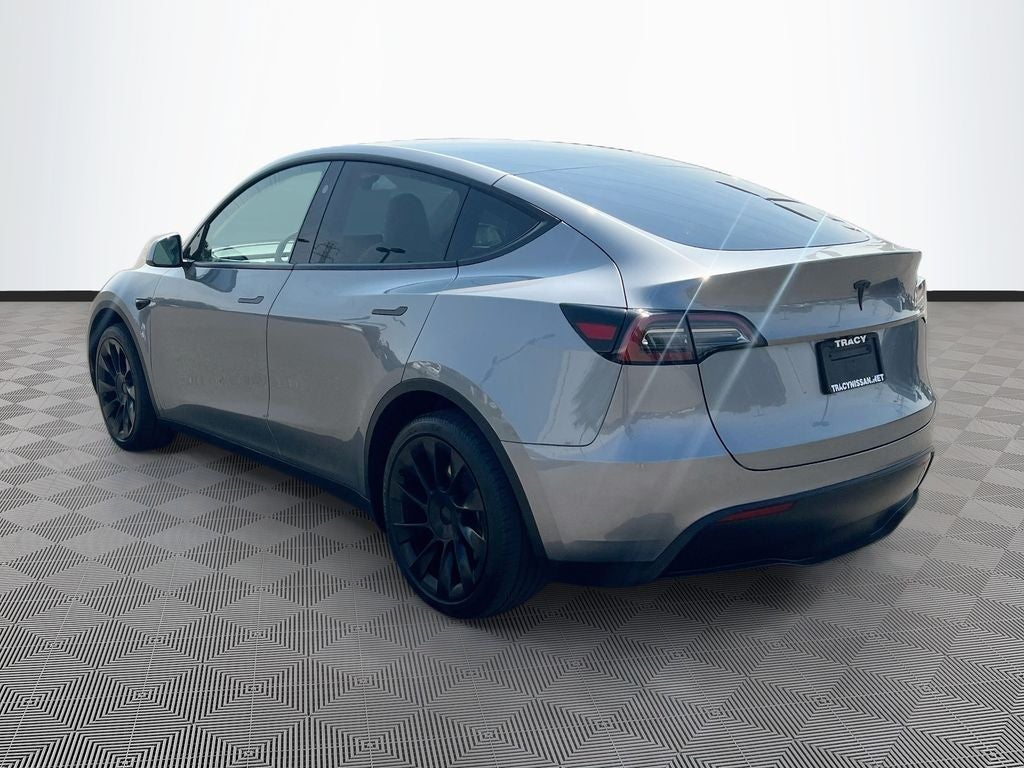2025 Tesla Model Y Long Range