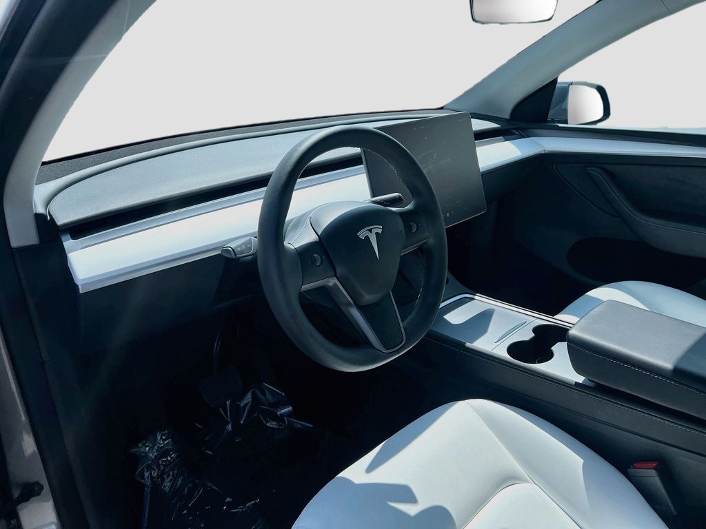 2025 Tesla Model Y Long Range