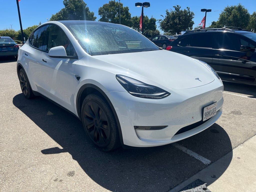 2025 Tesla Model Y Long Range