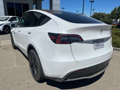 2025 Tesla Model Y Long Range