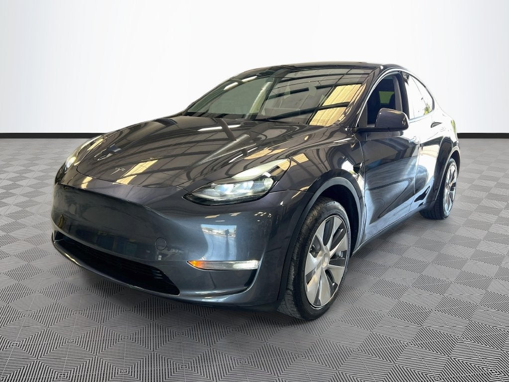2023 Tesla Model Y Standard Range