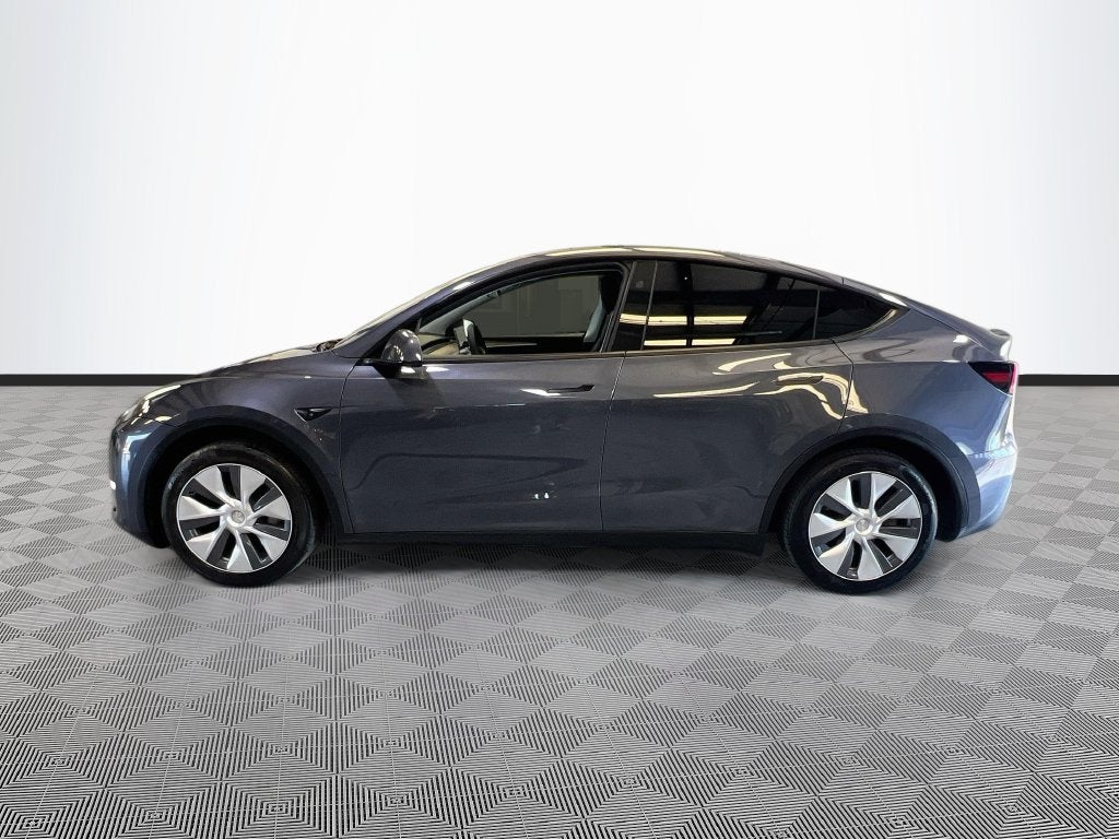 2023 Tesla Model Y Standard Range