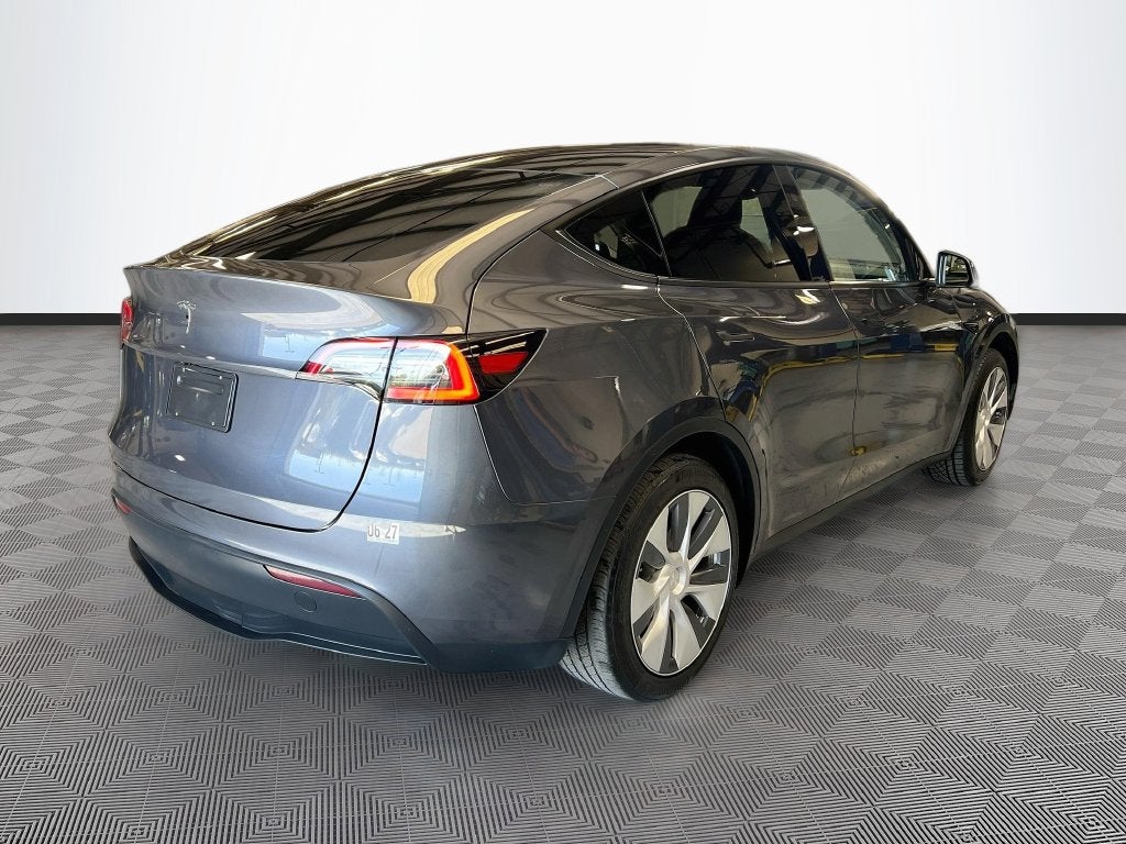 2023 Tesla Model Y Standard Range