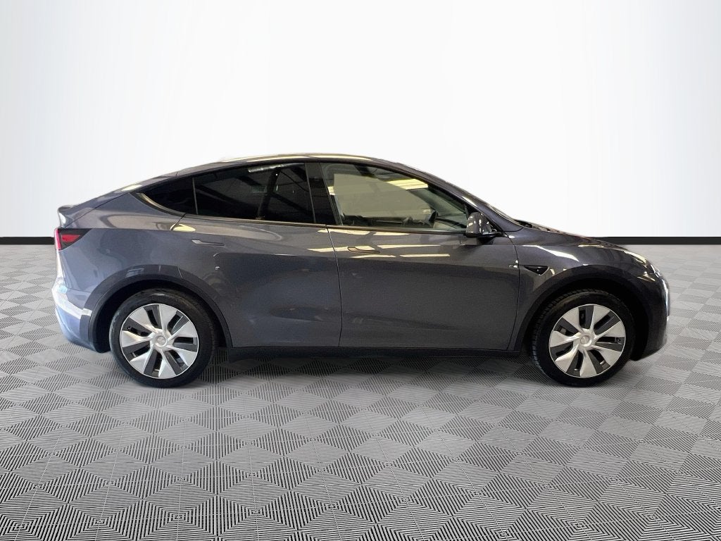 2023 Tesla Model Y Standard Range