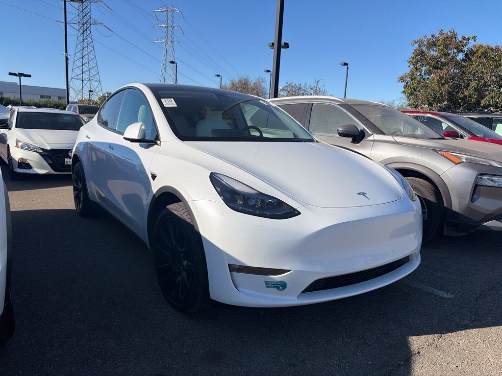 2023 Tesla Model Y Long Range