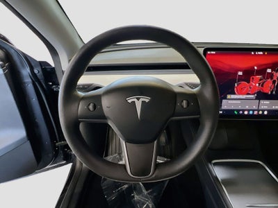 2025 Tesla Model Y Long Range