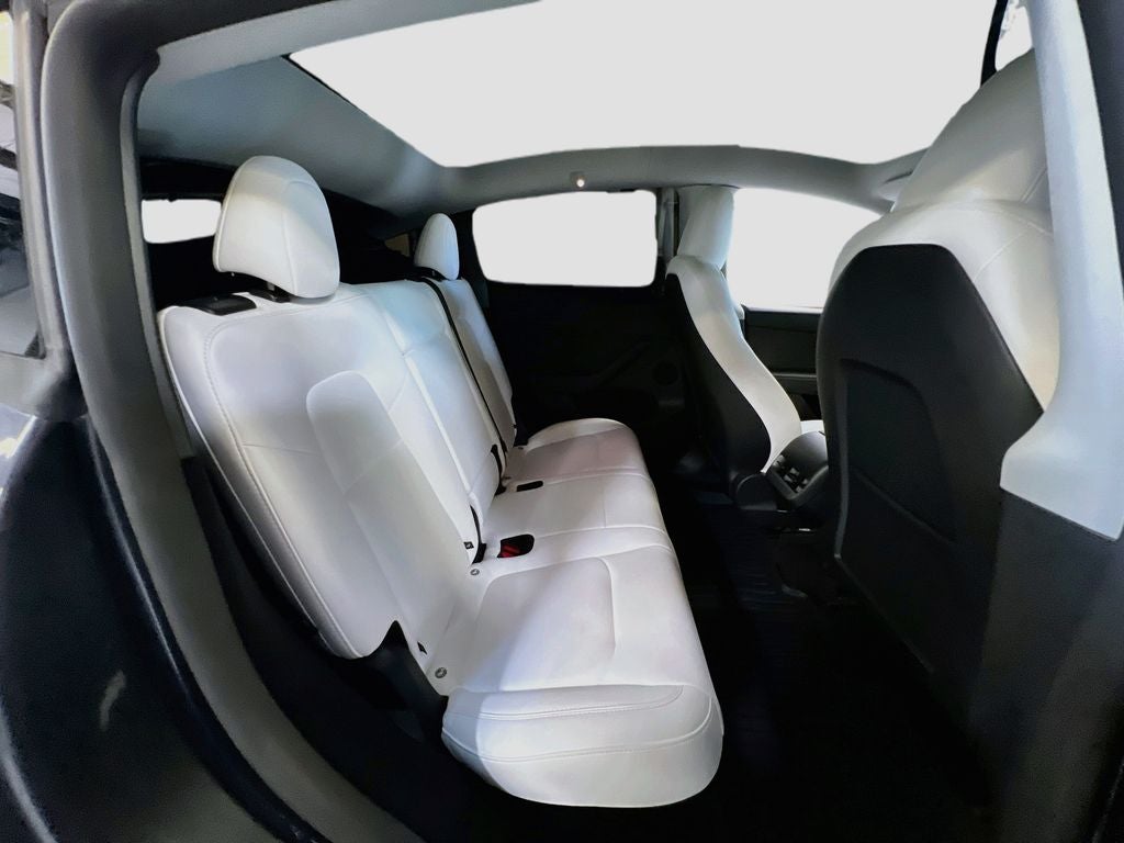 2025 Tesla Model Y Long Range