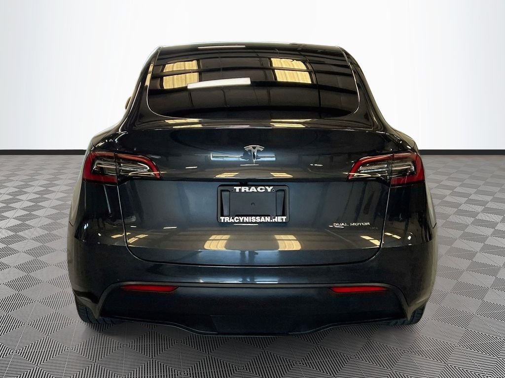 2025 Tesla Model Y Long Range