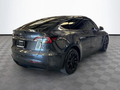 2025 Tesla Model Y Long Range