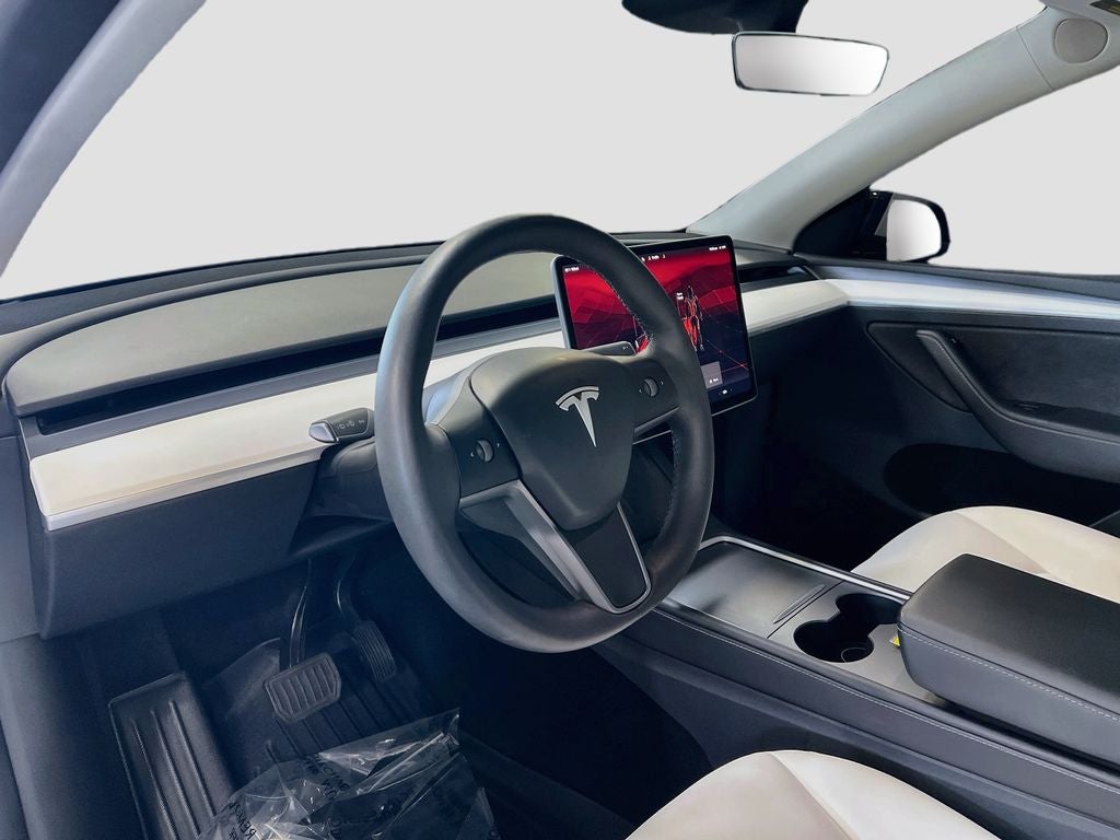 2025 Tesla Model Y Long Range