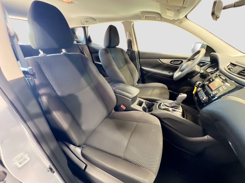 2017 Nissan Rogue Sport S