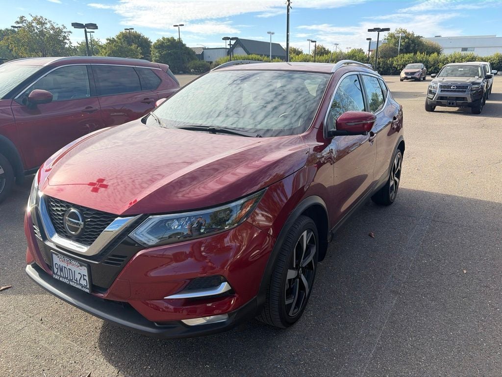 2022 Nissan Rogue Sport SL