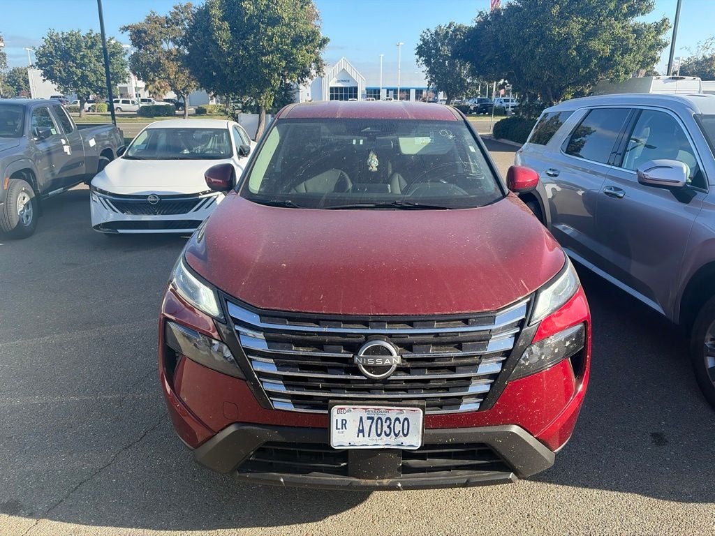 2025 Nissan Rogue SV