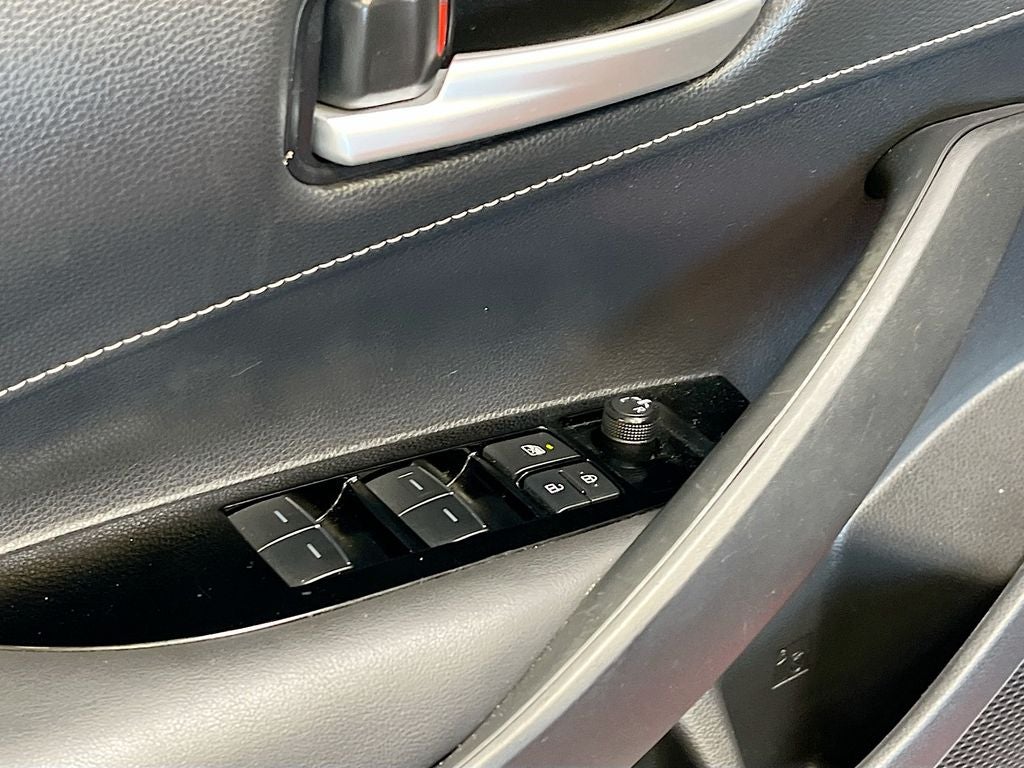 2023 Toyota Corolla Hatchback SE