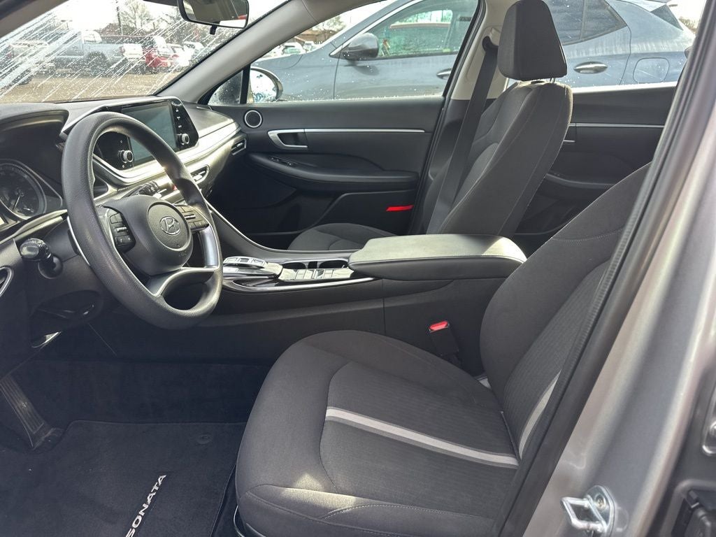 2020 Hyundai SONATA HYBRID Blue