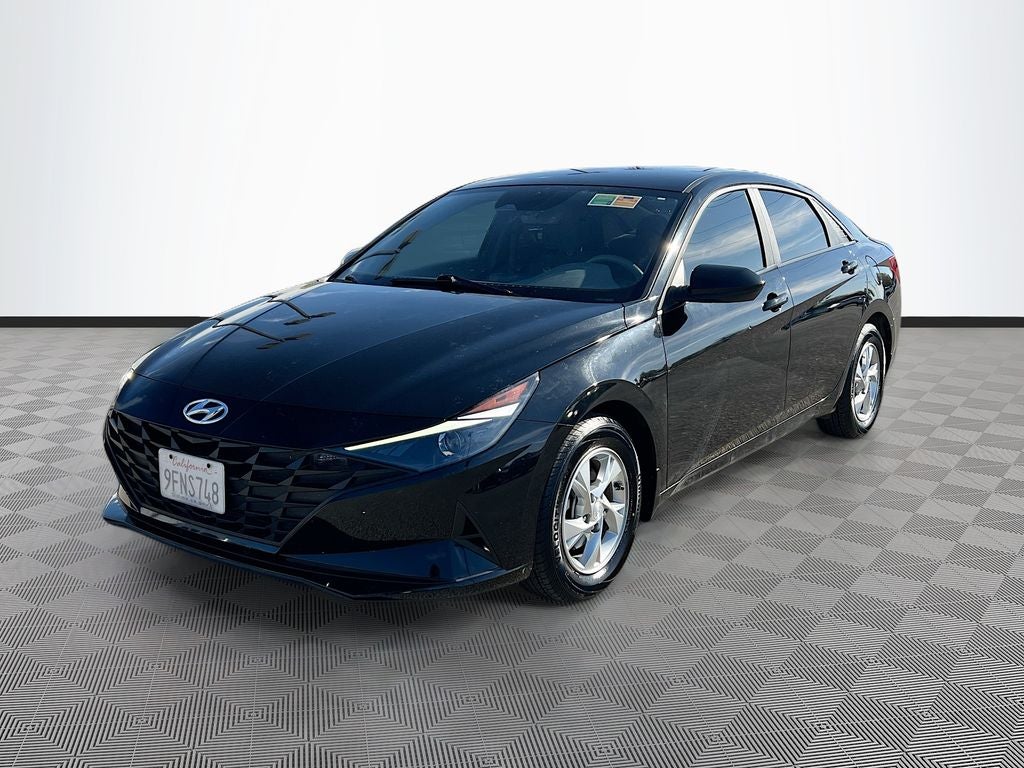 2023 Hyundai ELANTRA SE