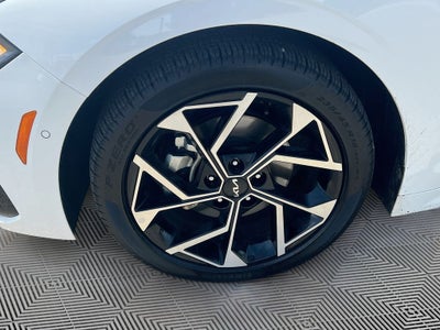 2026 Kia K5 EX
