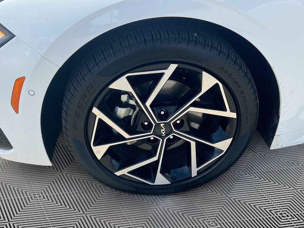 2026 Kia K5 EX