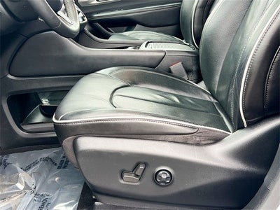 2022 Chrysler Pacifica Hybrid Limited