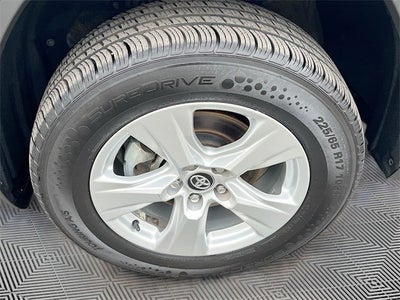 2020 Toyota RAV4 Hybrid XLE