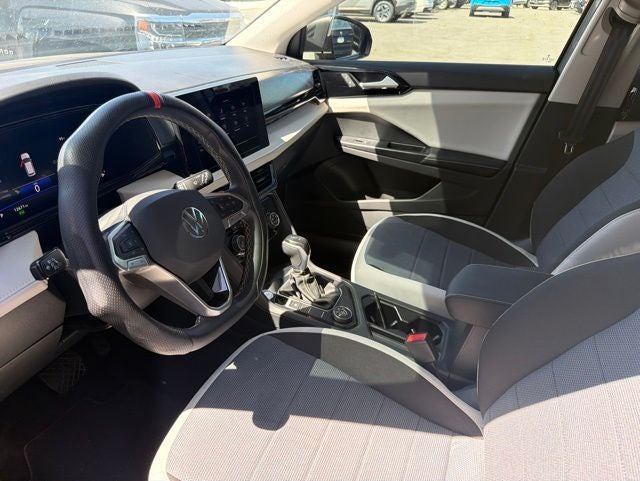 2025 Volkswagen Taos 1.5T S
