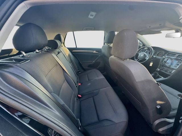 2019 Volkswagen Golf S