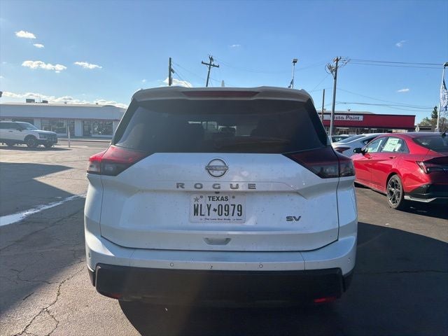 2024 Nissan Rogue SV